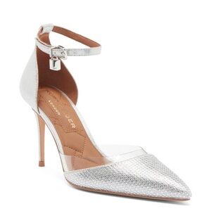 KURT GEIGER LONDON White
Brixton Lock Charm Pump Silver size 38 US 8 new 3”